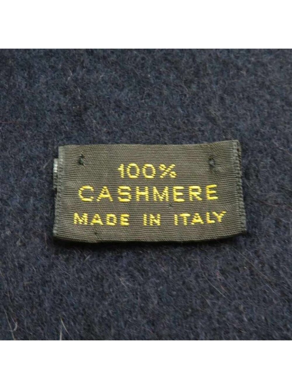 Louis Vuitton Shawl Size 220 Stole - Picture 7 of 7